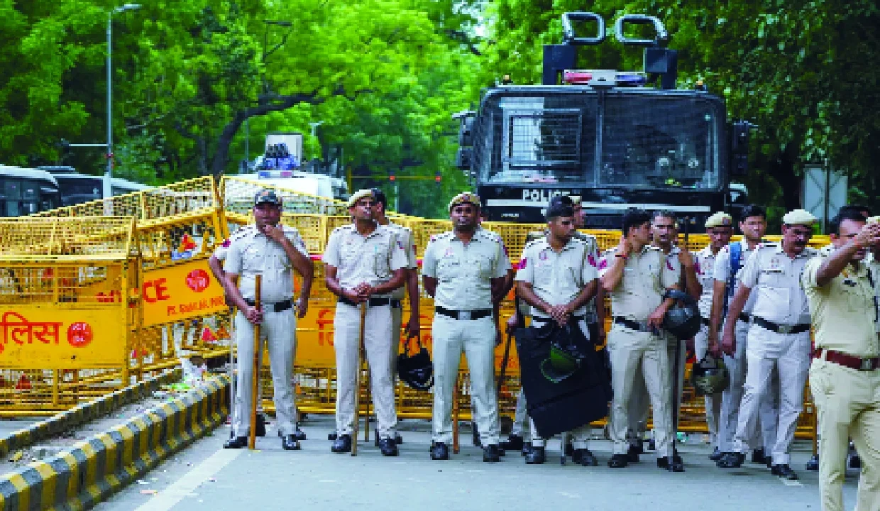India libera a los líderes del movimiento 'cockroach' y las protestas por el padrón electoral continúan